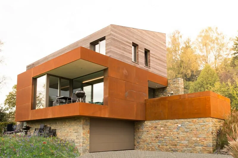 Acier corten sur nouvelle construction
