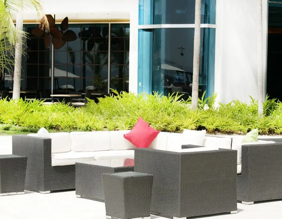 Terrasse et couleurs design