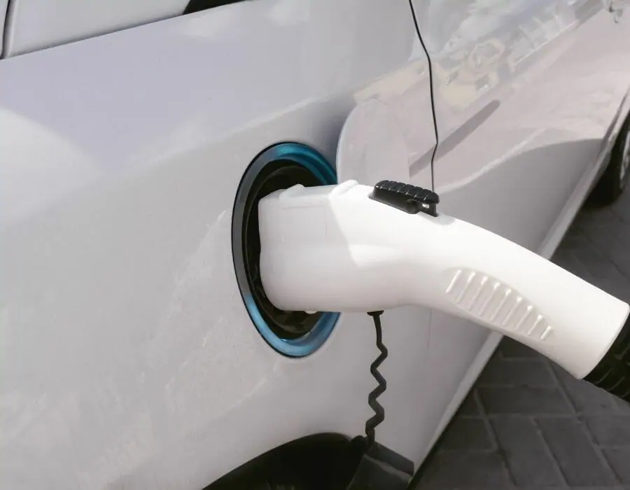 Prise renforcée pour le chargement de sa voiture électrique à domicile