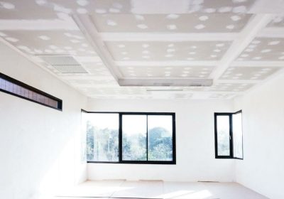 Plafonnage : application et règles de base