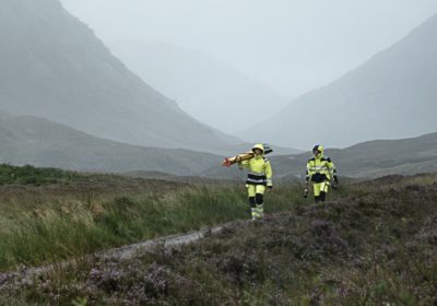 Vêtements de travail : sécurité et visibilité sur chantier